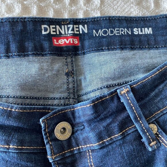 Denizen by LEVI'S Modern Slim Jeans Mid-Rise Cropped Pristine Condition Size 31 - Picture 3 of 6